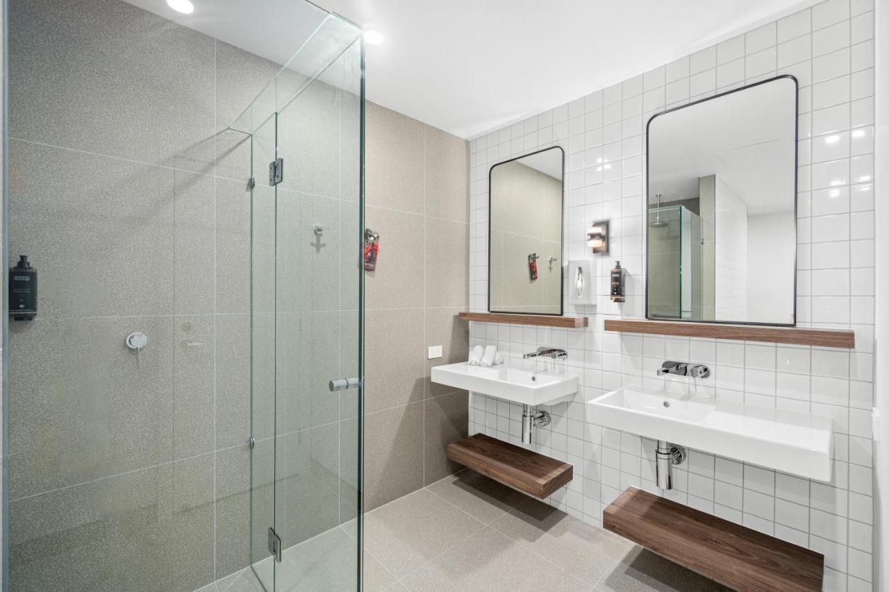 Mercure Pakenham Bagian luar foto